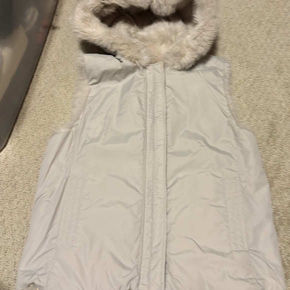 June - Picture 3 of 8